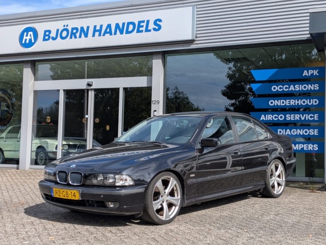 BMW 5-SERIE Sedan 4 drs