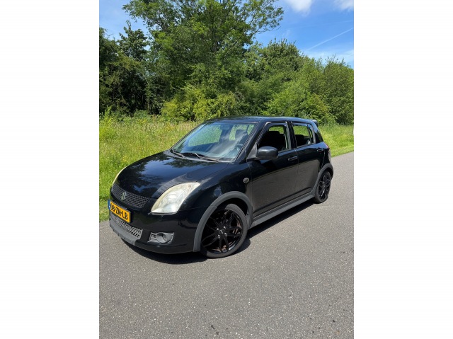 SUZUKI SWIFT Hatchback 5 drs