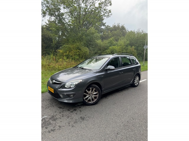 HYUNDAI OVERIGE MPV Ruimtewagen 4 drs